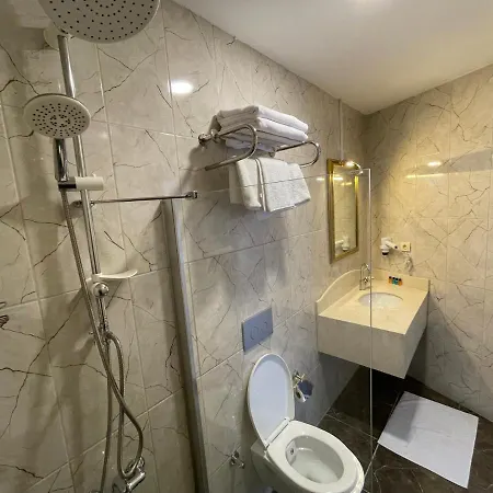 Hann Hotell