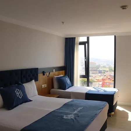 Hann Hotel *