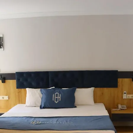 Hann Hotel *