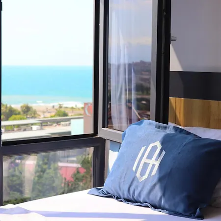 Hann Hotell *